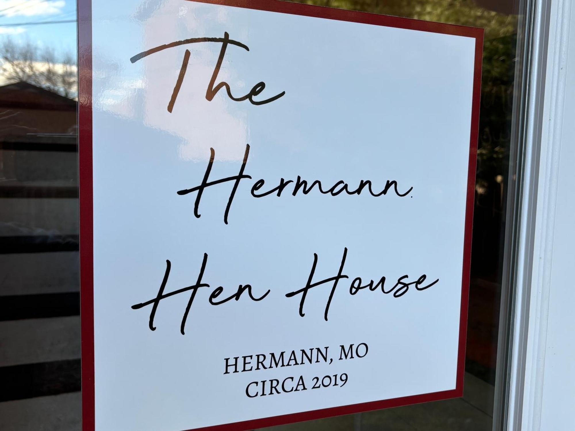 Hermann Crown Suites Ngoại thất bức ảnh